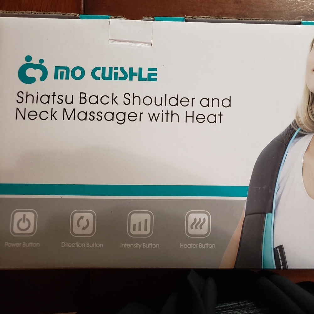 Shiatsu massager with heat